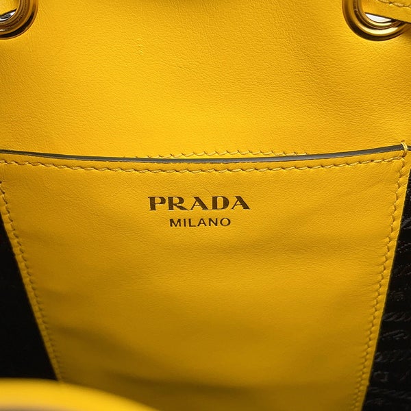プラダ ハンドバッグ トライアングルロゴ 巾着 サフィアーノ レザー 1BE032 PRADA ２wayショルダー