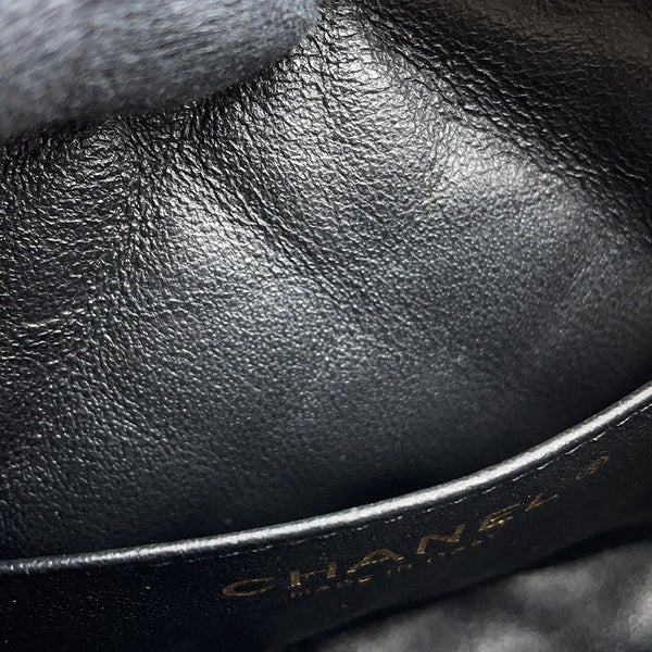 シャネル チェーンショルダーバッグ マトラッセ ココマーク カメラケース ラムスキン A91796 CHANEL ポシェット 黒