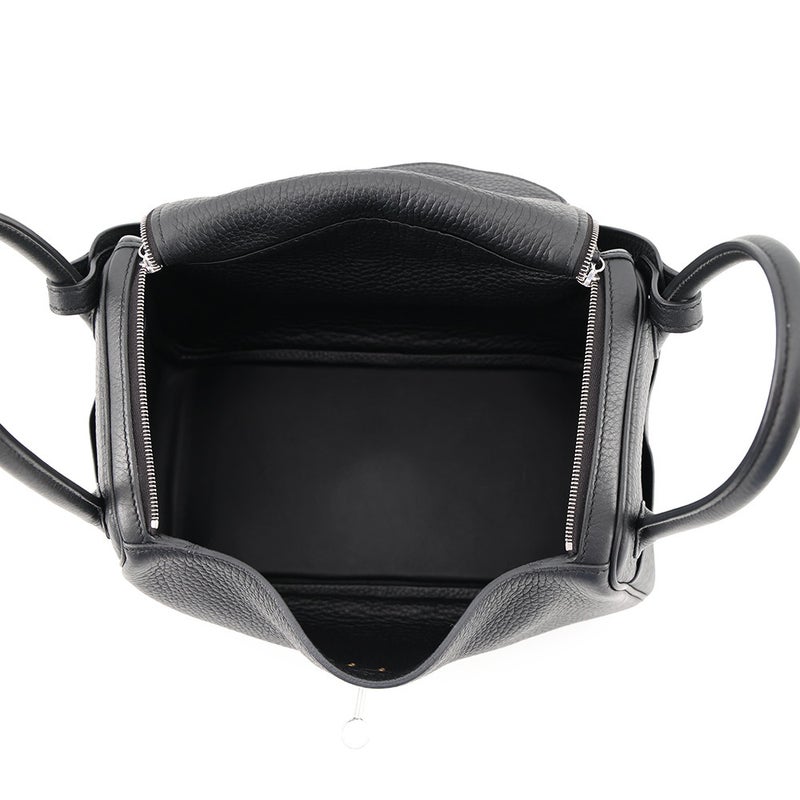 エルメス ハンドバッグ リンディ26  ブラック/シルバー金具 トリヨンクレマンス K刻印 2wayショルダー 黒