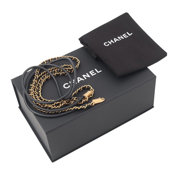 シャネル ハンドバッグ CHANEL 22 ミニ ココマーク シャイニーカーフレザー AS3980 CHANEL 2wayショルダー 黒