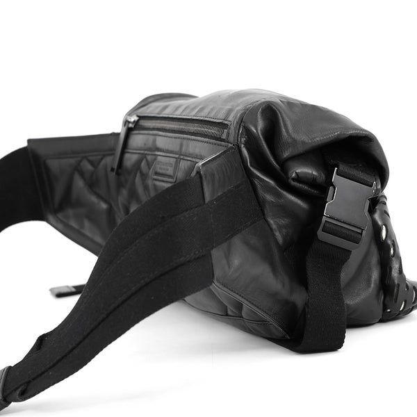 ボッテガヴェネタ ボディバッグ パンチング レザー BOTTEGA VENETA 黒