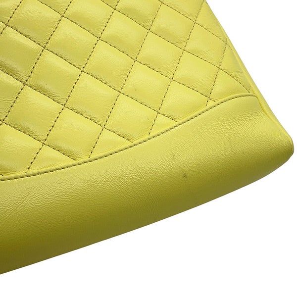 シャネル チェーンショルダーバッグ マトラッセ スモールショッピングバッグ シャイニーカーフスキン AS4133 CHANEL