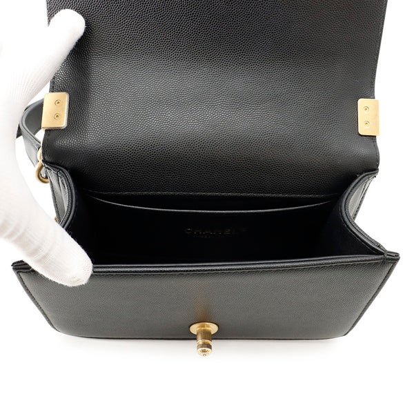 シャネル チェーンショルダーバッグ ボーイシャネル スモール マトラッセ ココマーク A67085 BOY CHANEL バッグ 黒