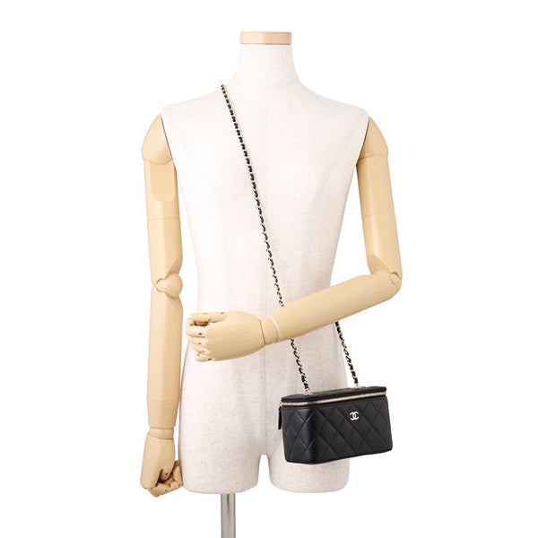 シャネル チェーンショルダーバッグ バニティケース ココマーク マトラッセ キャビアスキン AP1341 CHANEL バッグ キルティング 黒