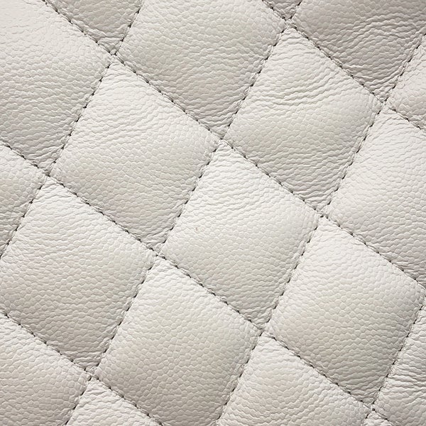 シャネル チェーントートバッグ マトラッセ ココマーク ショッピング キャビアスキン AS3953 CHANEL 白