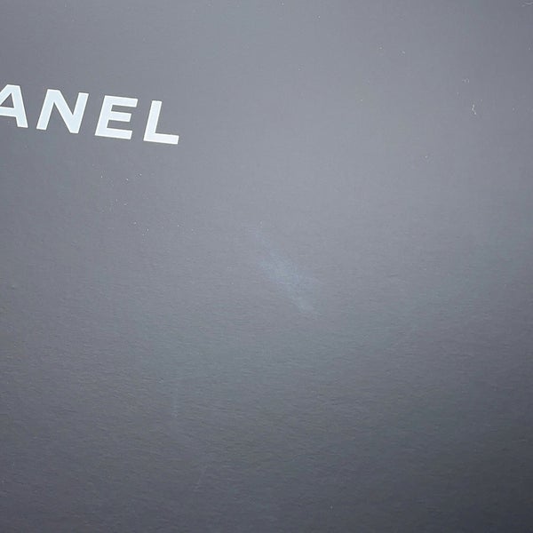 シャネル チェーントートバッグ マトラッセ ココマーク ショッピング キャビアスキン AS3953 CHANEL 白