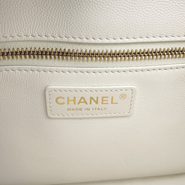 シャネル チェーントートバッグ マトラッセ ココマーク ショッピング キャビアスキン AS3953 CHANEL 白