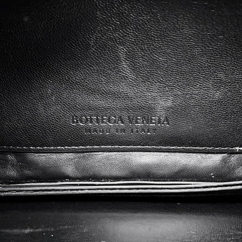 ボッテガヴェネタ ショルダーバッグ マウントエンベロープ  レザー レザー BOTTEGA VENETA バッグ 黒