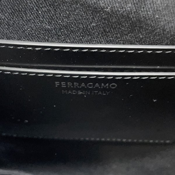 サルヴァトーレ・フェラガモ ハンドバッグ カットアウト パテント/キャンバス 213487 Ferragamo 黒