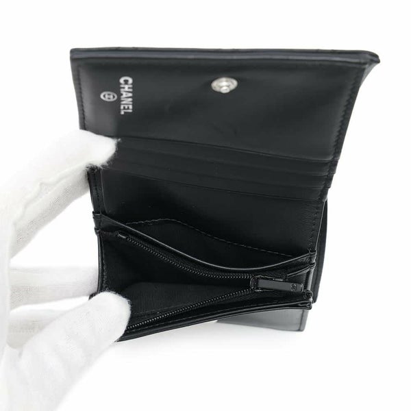 シャネル 二つ折り財布 ココマーク マトラッセ スモールウォレット AP4381 CHANEL 黒