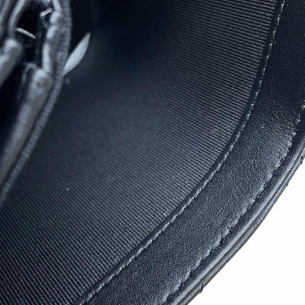 シャネル 二つ折り財布 ココマーク マトラッセ スモールウォレット AP4381 CHANEL 黒