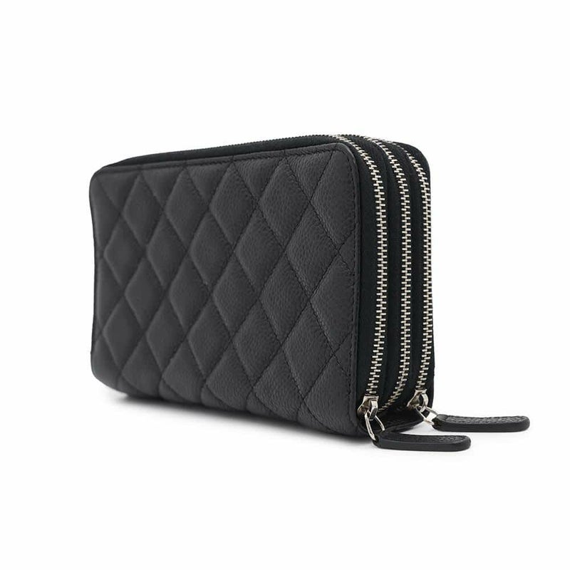 シャネル ポーチ マトラッセ ココマーク トリプルファスナー ソフトキャビアスキン CHANEL 黒