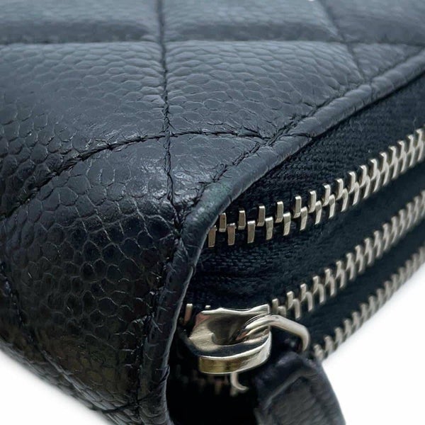 シャネル ポーチ マトラッセ ココマーク トリプルファスナー ソフトキャビアスキン CHANEL 黒