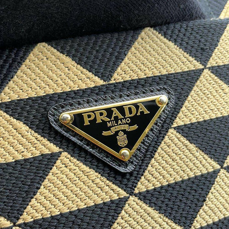 プラダ トートバッグ シンボル ラージ キャンバス 1BA356 PRADA バッグ 黒