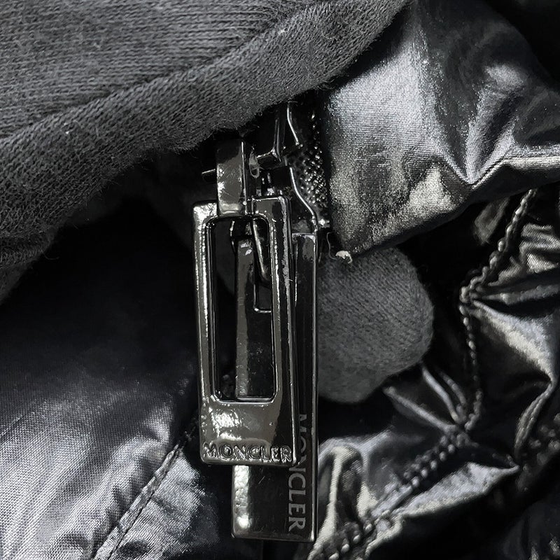 モンクレール ダウンジャケット Moncler x A$AP Rocky Bahianinha ショートダウンジャケット メンズサイズ2 K24041A00014 黒