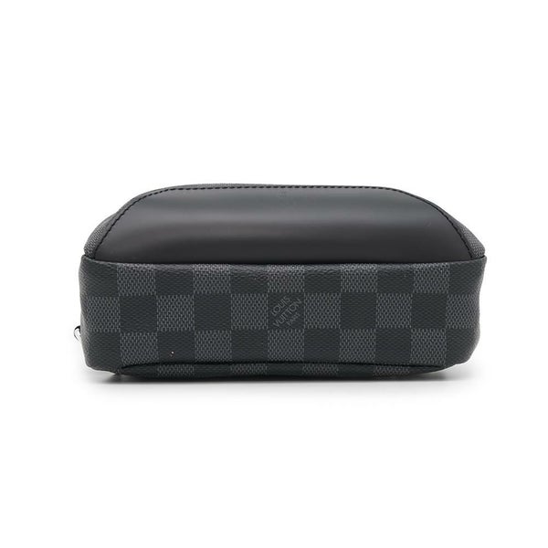 ルイヴィトン ボディバッグ ダミエ・グラフィット アヴェニュー・スリングバッグ N41719 LOUIS VUITTON 黒 ブラック