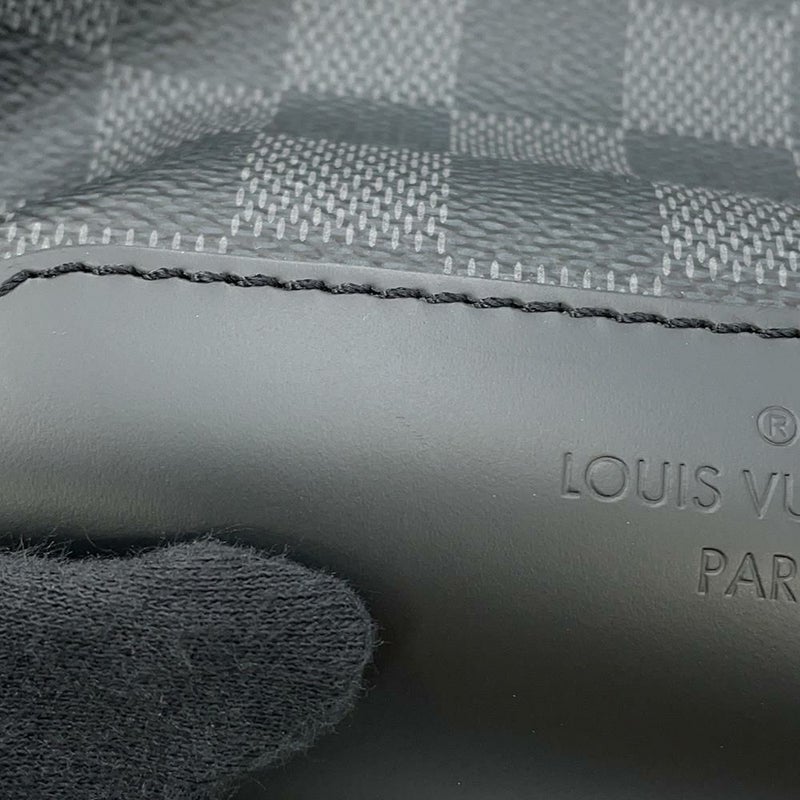 ルイヴィトン ボディバッグ ダミエ・グラフィット アヴェニュー・スリングバッグ N41719 LOUIS VUITTON 黒 ブラック