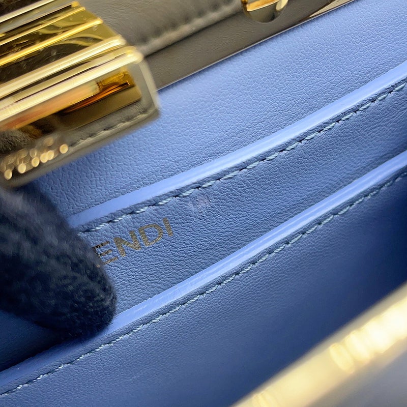 フェンディ ハンドバッグ ピーカブー アイシーユー ISeeU プチ リザード 8BN335 FENDI 2way
