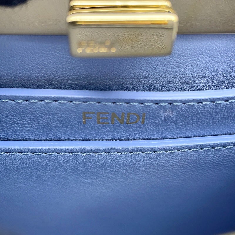 フェンディ ハンドバッグ ピーカブー アイシーユー ISeeU プチ リザード 8BN335 FENDI 2way