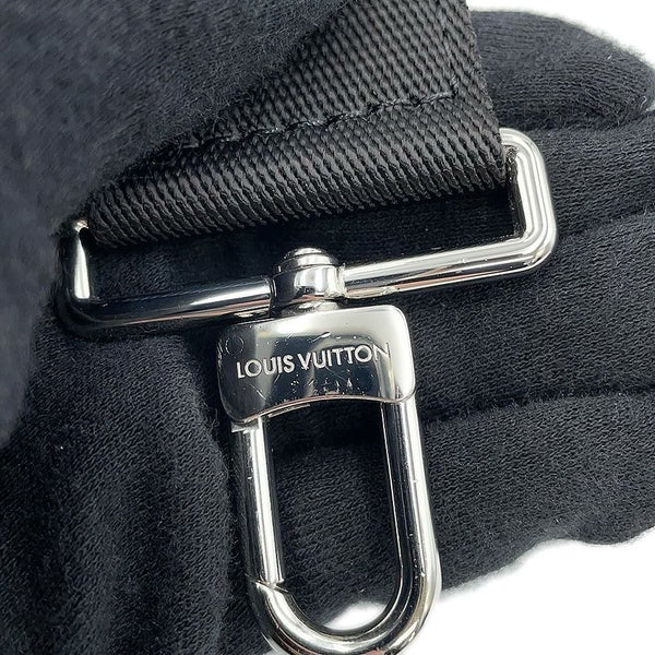 ルイヴィトン ショルダーバッグ モノグラム タイガ ガストン・ウェアラブル ウォレット M30935 LOUIS VUITTON 白