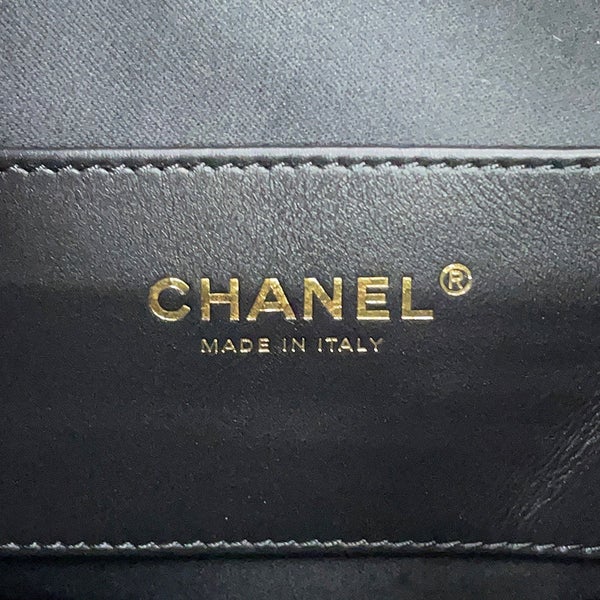 シャネル チェーンショルダーバッグ CHANEL25 ミディアム ココマーク マトラッセ キャビアスキン AS5311 CHANEL 黒