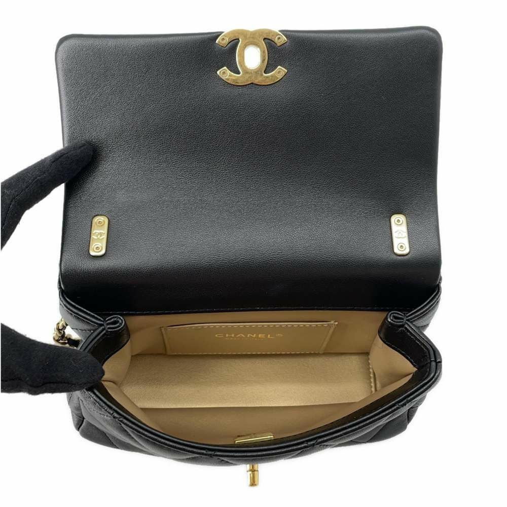 CHANEL シャネル ショルダーバッグ マトラッセ チェーンショルダー ココマーク ココ ヴィンテージ かばん 鞄 ラムスキン    ブラック 黒 ゴールド金具 レディース【中古品】 CHANEL（シャネル） ココマーク チェーン ショルダーバッグ マトラッセ