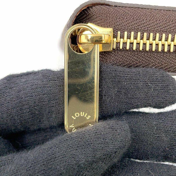 ルイヴィトン 長財布 モノグラム ジッピー・ウォレット M42616 LOUIS VUITTON ラウンドファスナー