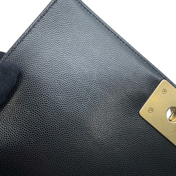 シャネル チェーンショルダーバッグ ココマーク ボーイシャネル キャビアスキン A67086 CHANEL 斜めがけ BOY CHANEL 黒