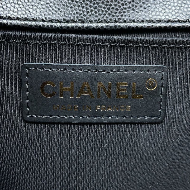 シャネル チェーンショルダーバッグ ココマーク ボーイシャネル キャビアスキン A67086 CHANEL 斜めがけ BOY CHANEL 黒