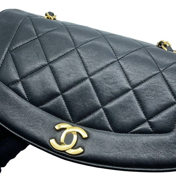 シャネル チェーンショルダーバッグ マトラッセ ココマーク ダイアナ ラムスキン A01164 CHANEL バッグ 斜め掛け 黒