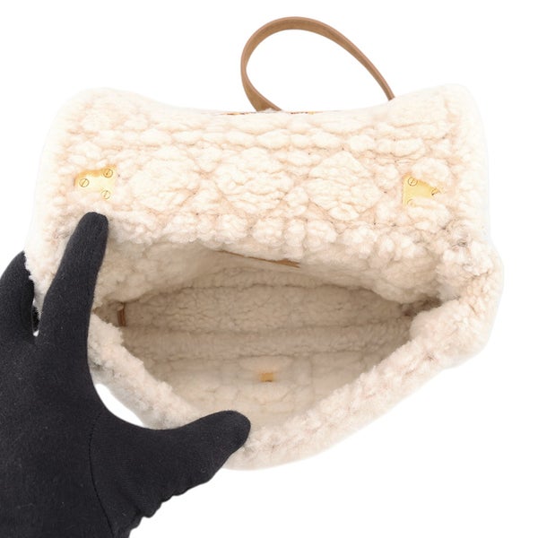 クリスチャン・ディオール ショルダーバッグ カロ カナージュ ムートン/シアリング M9241UMMN Christian Dior セール品
