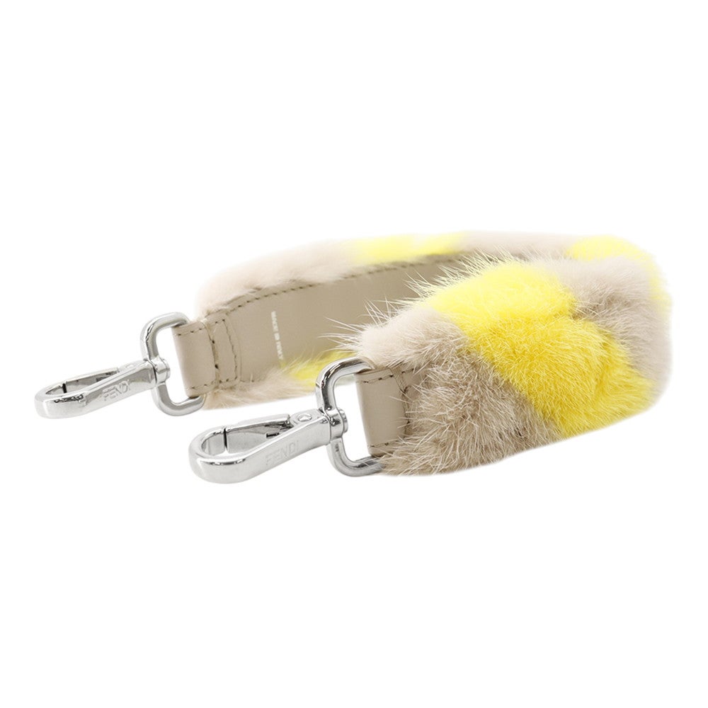 フェンディー　FENDI ファーミニストラップユー フェンディ ハンドストラップ ミニ ストラップユー ファー レザー