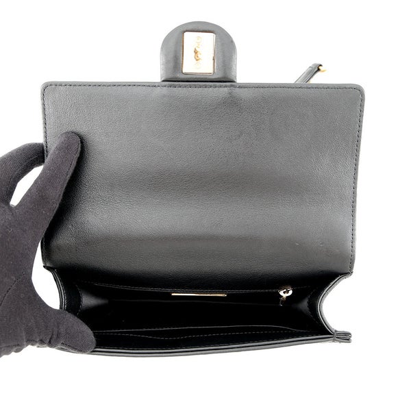 シャネル チェーンショルダーバッグ COCOエンボス ココマーク カーフレザー CHANEL 黒