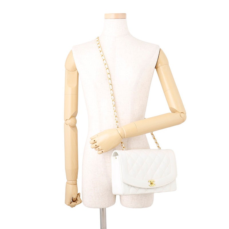 シャネル チェーンショルダーバッグ マトラッセ25 ココマーク シングルチェーン シングルフラップ A01165 CHANEL 白