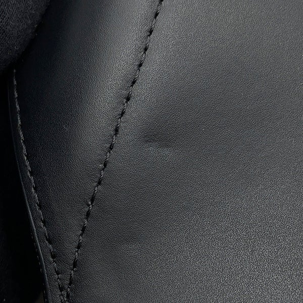 ヴァレンティノ・ガラヴァーニ ボディバッグ VLTNロゴ レザー VY2B0A10WJW VALENTINO ベルトバッグ 黒