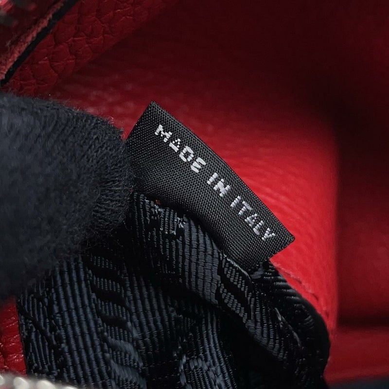 プラダ ショルダーバッグ レザー 1BH046 PRADA バッグ 斜め掛け