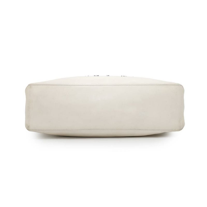 シャネル トートバッグ エッセンシャル トートGM A46882 CHANEL ロゴ ショルダーバッグ 白