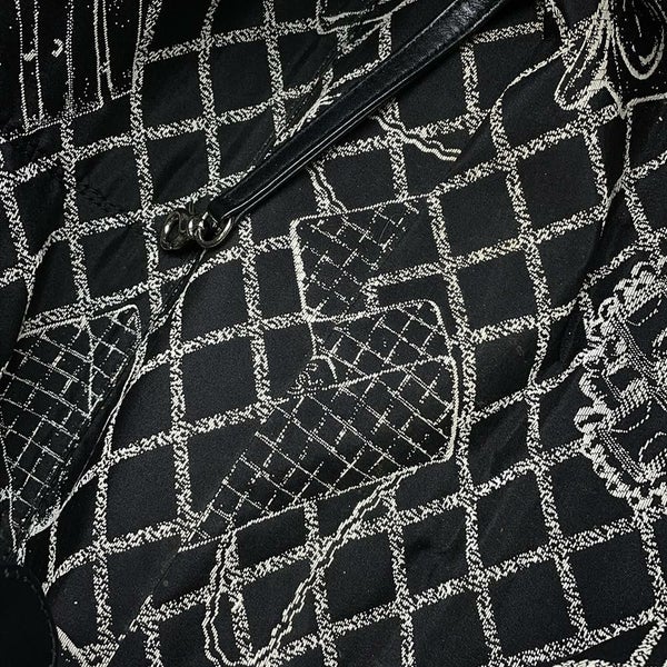 シャネル トートバッグ エッセンシャル トートGM A46882 CHANEL ロゴ ショルダーバッグ 白