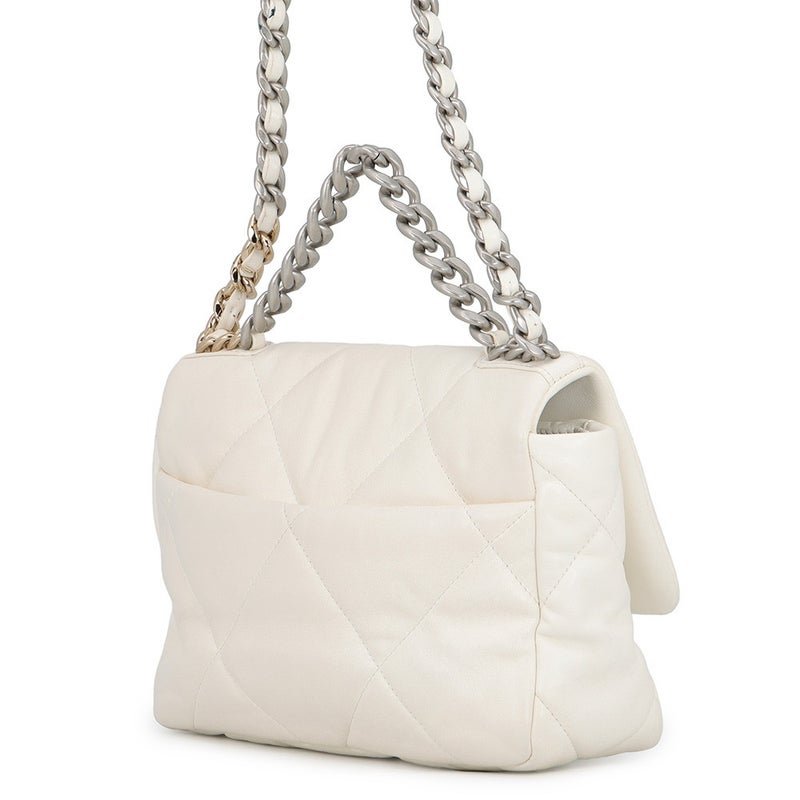 シャネル チェーンショルダーバッグ CHANEL19 フラップバッグ ココマーク ラムスキン AS1160 CHANEL 白