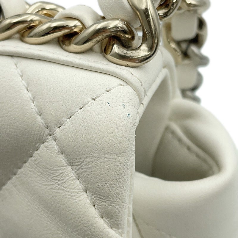 シャネル チェーンショルダーバッグ CHANEL19 フラップバッグ ココマーク ラムスキン AS1160 CHANEL 白