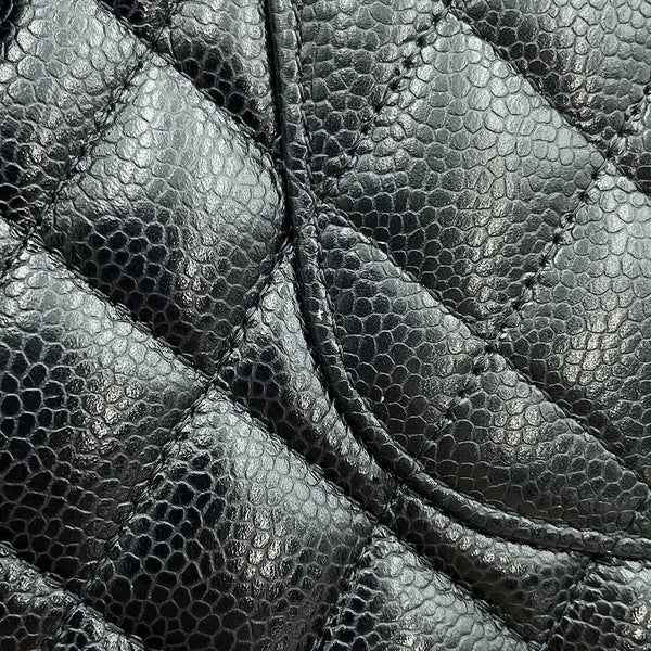 シャネル チェーンショルダーバッグ マトラッセ25 ココマーク キャビアスキン ダブルチェーン A01112 CHANEL 黒