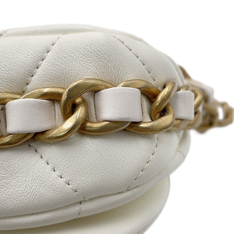シャネル チェーンショルダーバッグ マトラッセ ココマーク ラムスキン AS4451 CHANEL 白