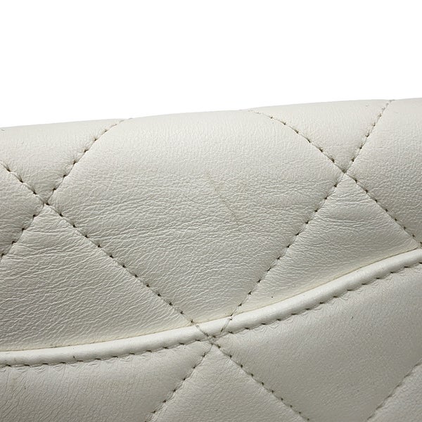 シャネル チェーンショルダーバッグ マトラッセ ココマーク ラムスキン AS4451 CHANEL 白