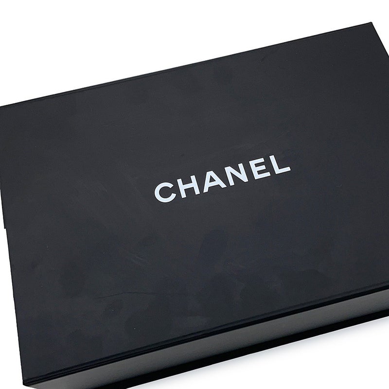 シャネル チェーンショルダーバッグ マトラッセ ココマーク ラムスキン AS4451 CHANEL 白