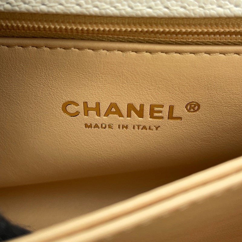 シャネル ハンドバッグ マトラッセ ココマーク ココハンドル キャビアスキン A92990 CHANEL 2wayショルダーバッグ 白