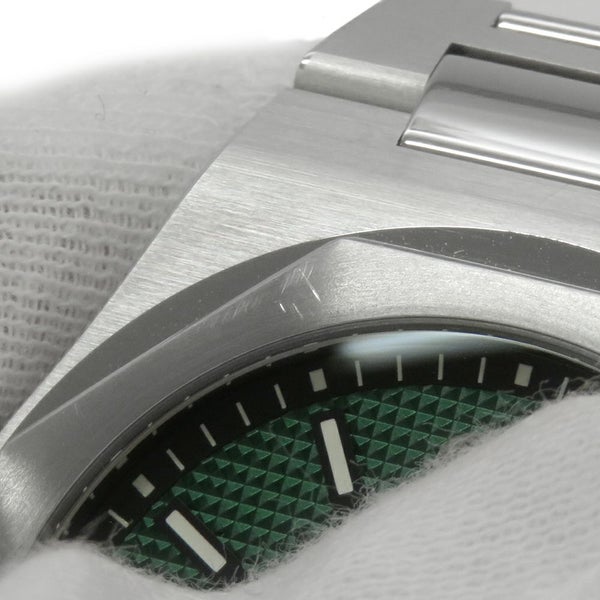 ジラールペルゴ ロレアート 81010-11-3153-1CM GIRARD-PERREGAUX 腕時計 グリーン文字盤