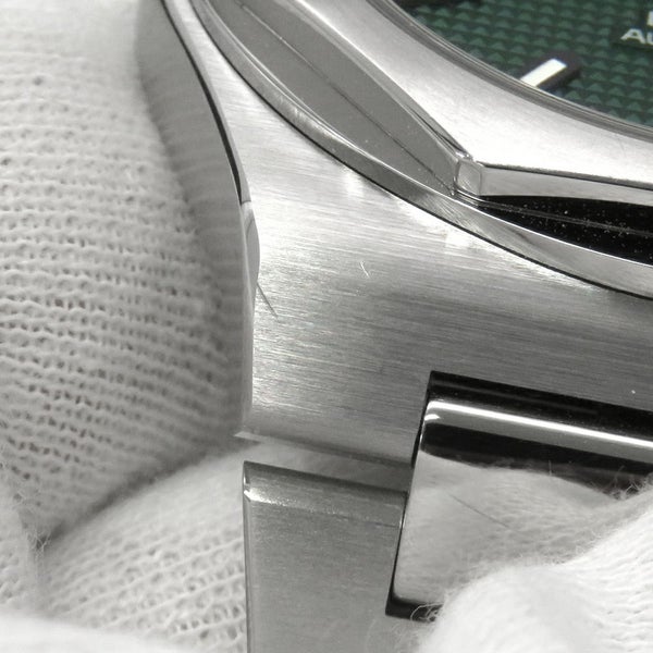 ジラールペルゴ ロレアート 81010-11-3153-1CM GIRARD-PERREGAUX 腕時計 グリーン文字盤