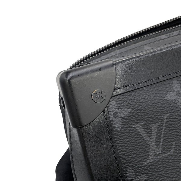 ルイヴィトン ショルダーバッグ モノグラム・エクリプス ソフトトランク M44730 LOUIS VUITTON 黒 ブラック