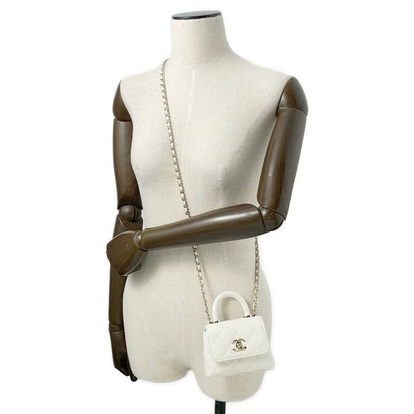 シャネル ハンドバッグ ココハンドル マトラッセ マイクロ キャビアスキン AP4245 CHANEL 2wayチェーンショルダーバッグ 白