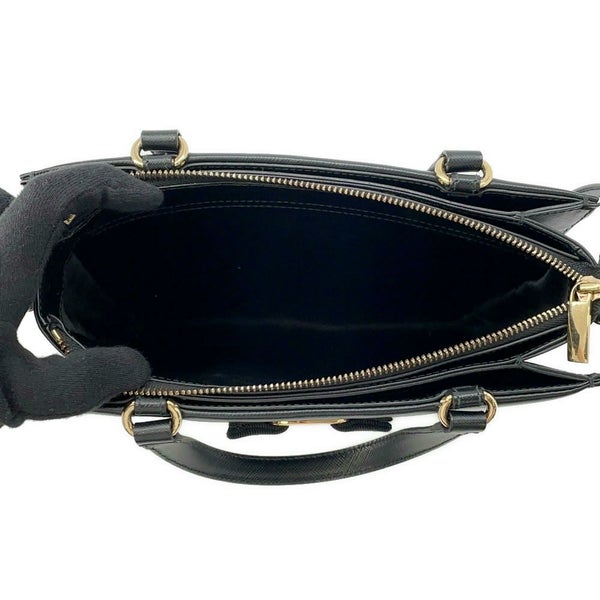 フェラガモ ショルダーバッグ ヴァラ レザー Ferragamo 2wayハンドバッグ 黒